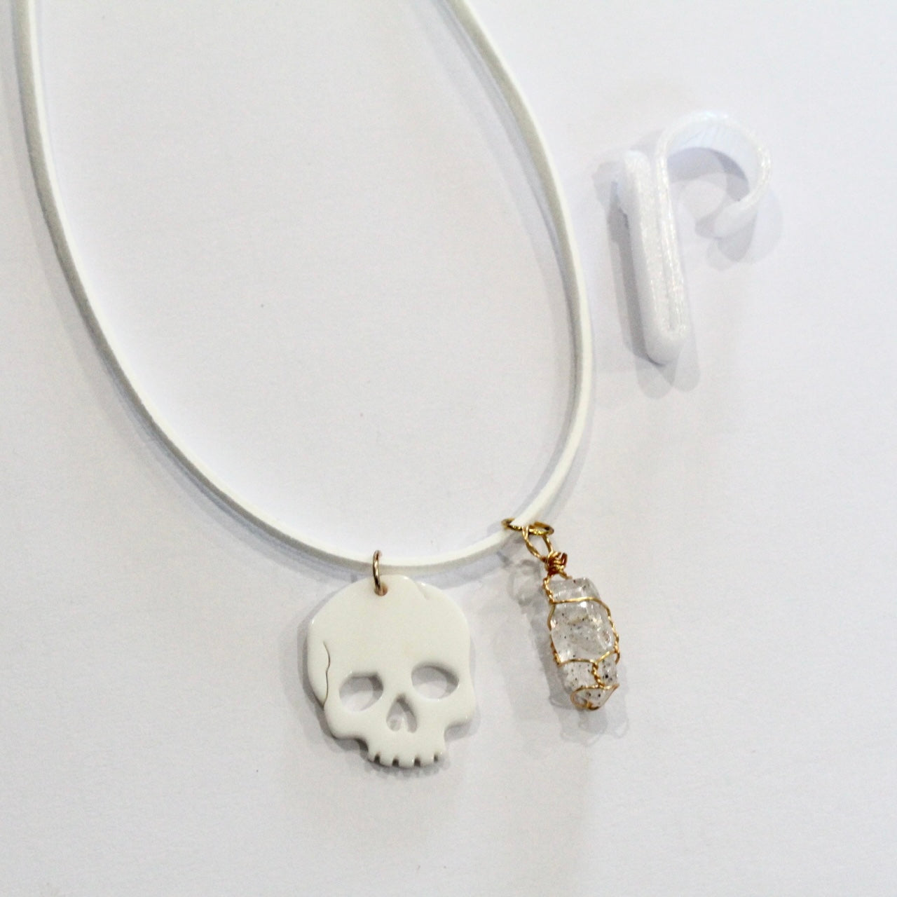 White Skull & Crystal
